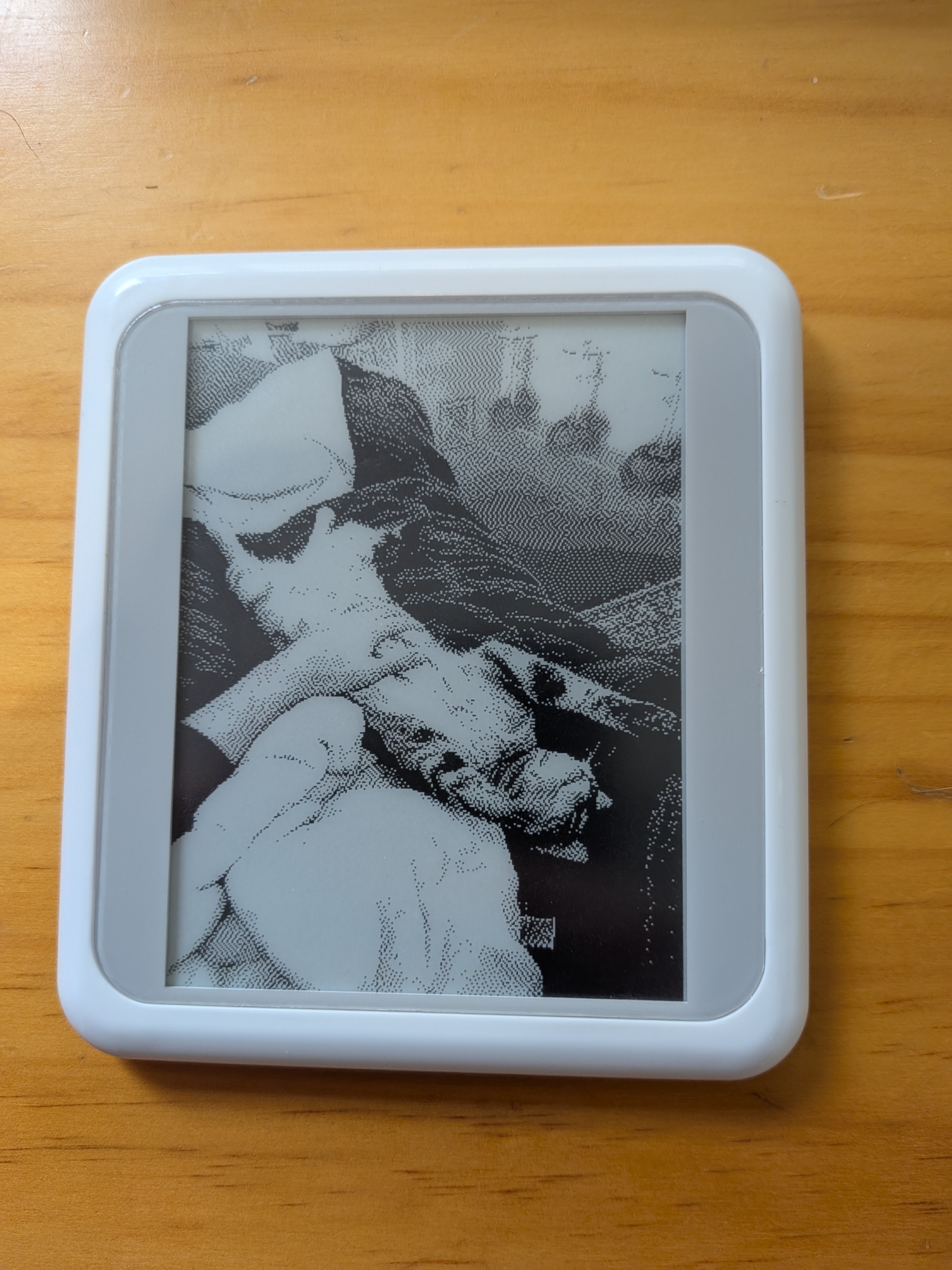 NFC-Powered E-Ink Display